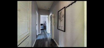 920 Cerritos Ave in Long Beach, CA - Foto de edificio - Building Photo