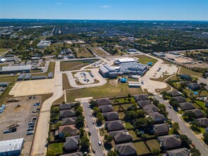 109 Fossil Trail in Leander, TX - Foto de edificio - Building Photo