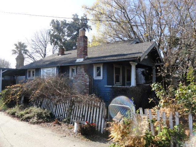 124 W Robles Ave in Santa Rosa, CA - Building Photo