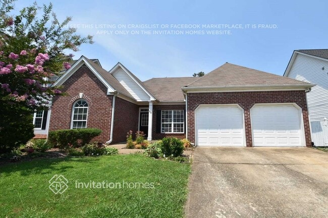 property at 55 Lakebrooke Ln