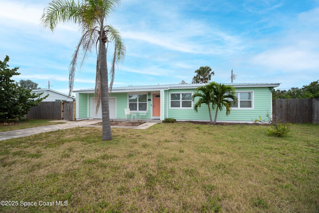 117 SE 2nd St in Satellite Beach, FL - Building Photo