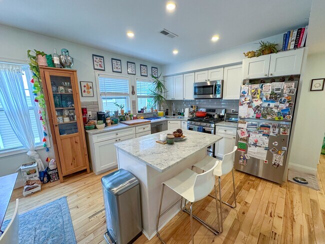 58 Boynton St in Boston, MA - Building Photo - Building Photo