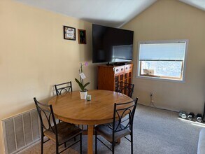 64 Old Riverhead Rd in Westhampton Beach, NY - Building Photo - Building Photo