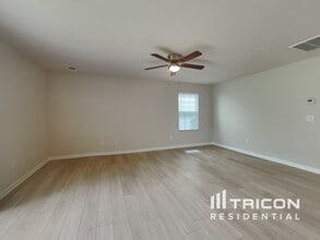 1423 Penrith Ct in Boiling Springs, SC - Building Photo - Building Photo