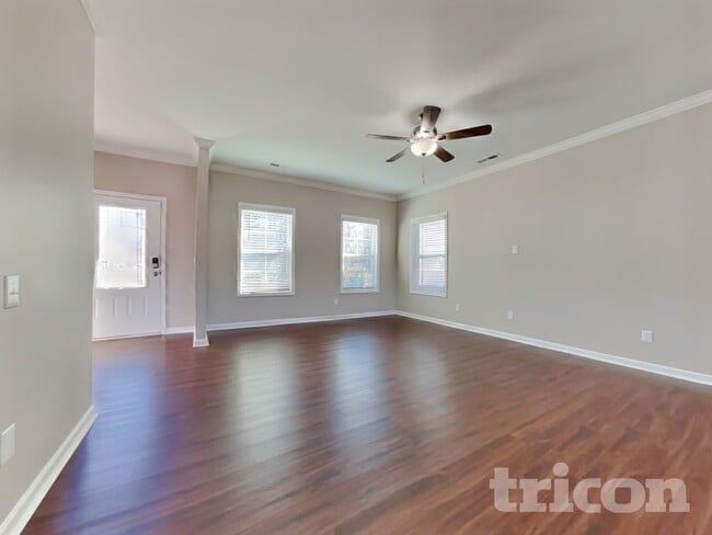 932 Peninsula Pl in Knightdale, NC - Foto de edificio - Building Photo