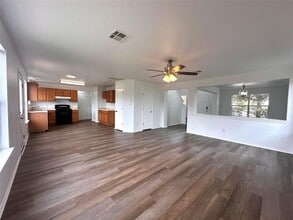 722 Lavaca Loop in Elgin, TX - Building Photo - Building Photo