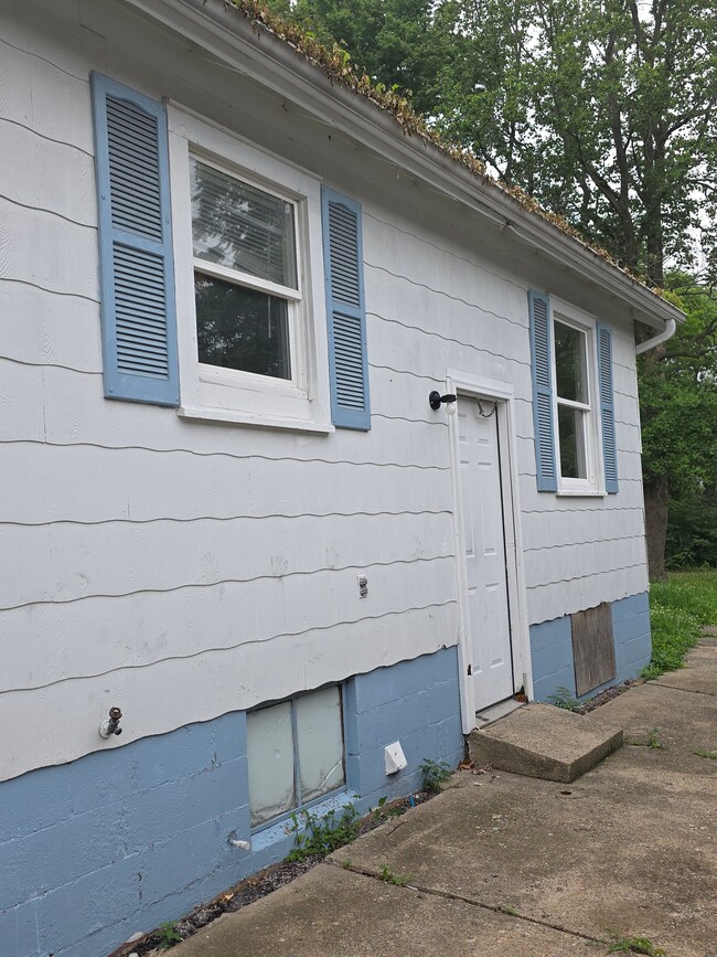 1818 E Clay St in Decatur, IL - Building Photo - Building Photo