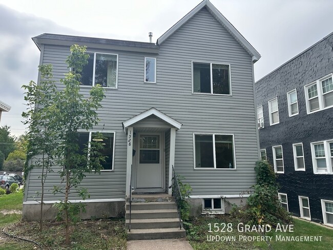 property at 1528 Grand Ave