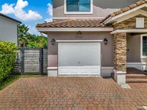 23061 SW 114th Path in Miami, FL - Building Photo - Building Photo
