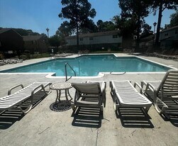 356 Cypresswood Ct in Virginia Beach, VA - Building Photo