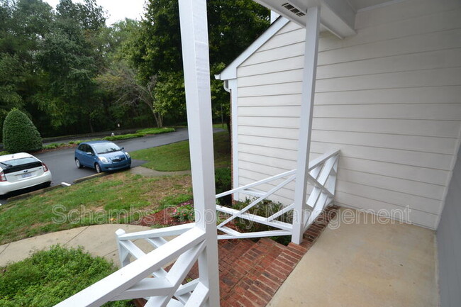 7424 Penny Hill Ln in Raleigh, NC - Foto de edificio - Building Photo