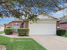 2411 Cardinal Elm St in Fresno, TX - Building Photo