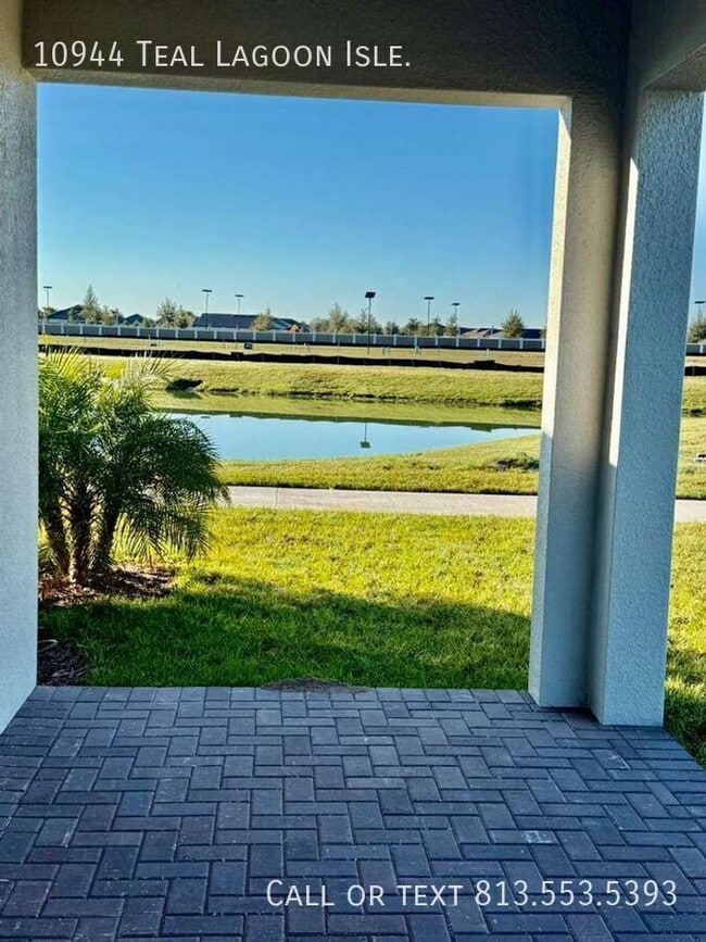 10944 Teal Lagoon Isle in San Antonio, FL - Building Photo - Building Photo