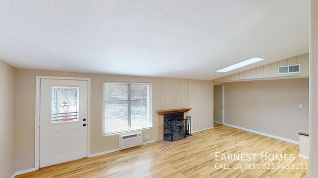 7749 Grove St in Los Angeles, CA - Building Photo - Building Photo