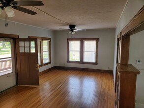 3905 Holdrege St in Lincoln, NE - Building Photo - Building Photo