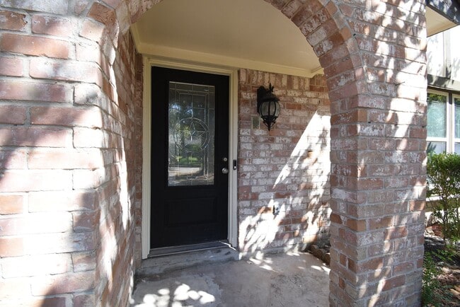8110 Dorrcrest Ln in Houston, TX - Building Photo - Building Photo