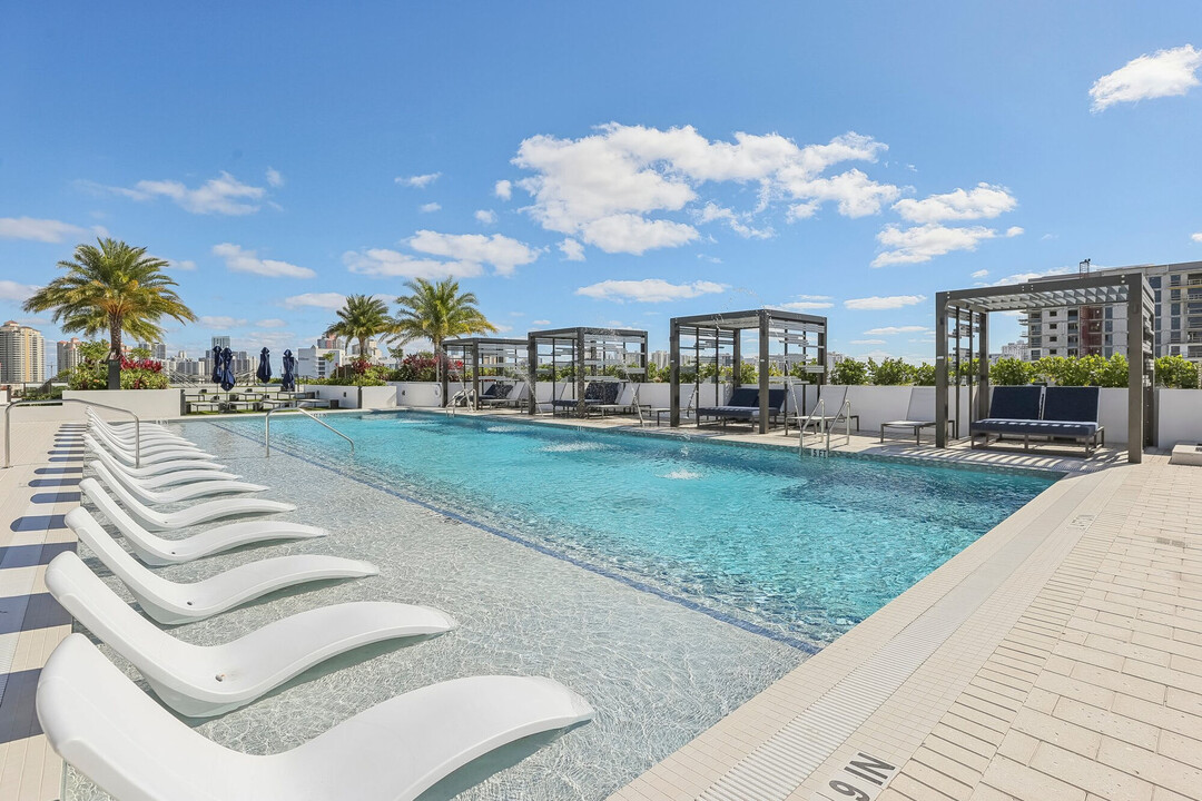 Avida Aventura in Miami, FL - Building Photo