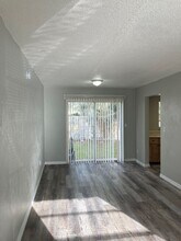 1221 Kennedy Rd in Daytona Beach, FL - Building Photo - Building Photo