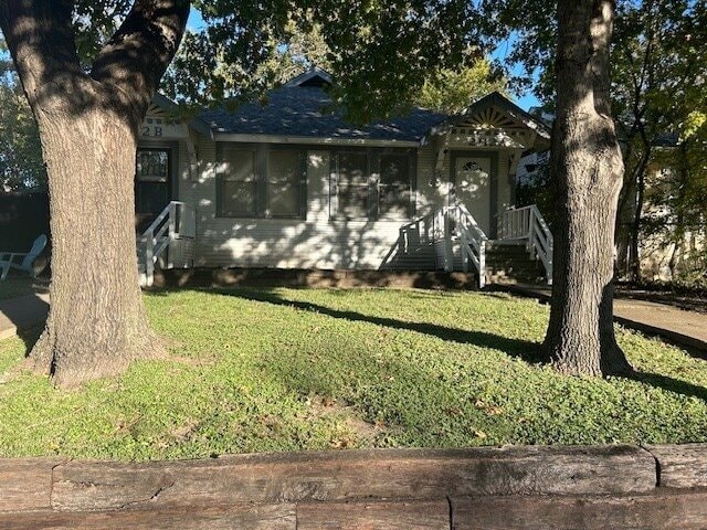 2112 McMillan Ave, Unit A in Dallas, TX - Foto de edificio - Building Photo