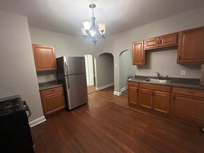 253 White St in Hartford, CT - Foto de edificio - Building Photo