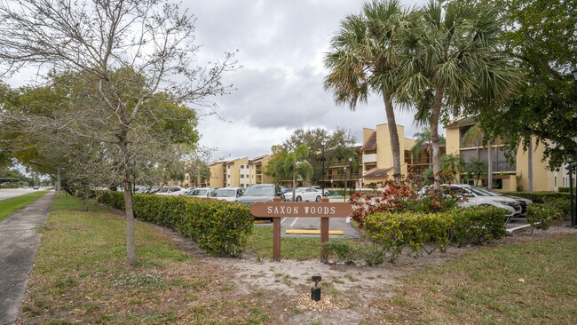 property at 2015 Coral Ridge Dr