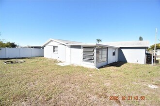 3518 Umber Rd in Holiday, FL - Building Photo - Building Photo