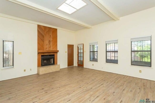 1009 W Poe St in Roswell, NM - Building Photo - Building Photo