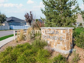 2408 E Buckskin Way in Eagle Mountain, UT - Building Photo - Building Photo