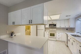 12440 E Pacific Cir in Aurora, CO - Building Photo - Building Photo