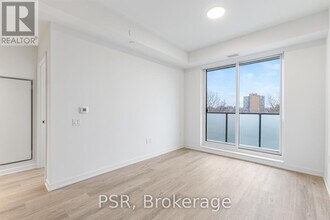 4365 Bloor St W in Toronto, ON - Building Photo - Building Photo