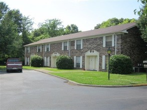 Vines at Williamsburg in Gadsden, AL - Foto de edificio - Building Photo