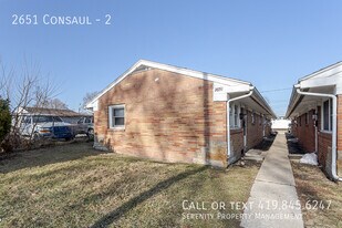 2651 Consaul St in Toledo, OH - Building Photo