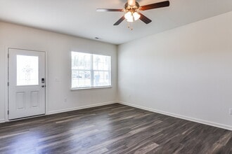 21 Relict Dr in Clayton, NC - Foto de edificio - Building Photo