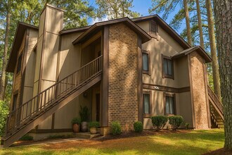 906 NW Candlewood Dr in Huntsville, AL - Foto de edificio - Building Photo