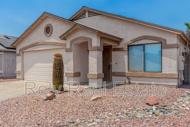 property at 3122 W Donald Dr