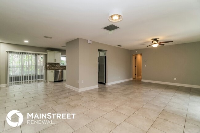 605 Crosby Dr in Altamonte Springs, FL - Building Photo - Building Photo