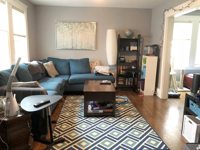 33 Irvington Rd, Unit 1