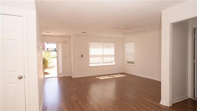 605 Chase Ln in Mcdonough, GA - Building Photo - Building Photo