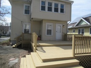 61 Mooreland St in Springfield, MA - Building Photo - Building Photo
