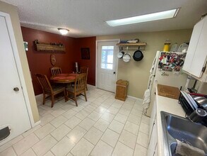322 S 10th St in Bismarck, ND - Building Photo - Building Photo