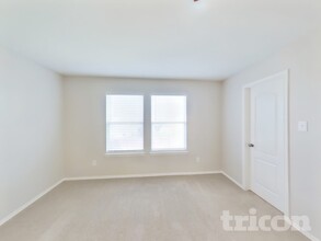 11059 Barclay Point in San Antonio, TX - Building Photo - Building Photo