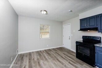 1419 Knight Rd in Louisville, KY - Building Photo - Building Photo