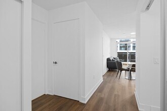 70 George Butchart Dr in Toronto, ON - Building Photo - Building Photo