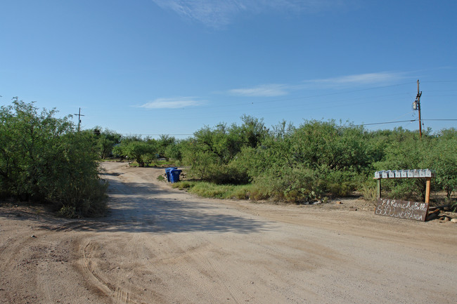 8800 E Jacaranda Way in Tucson, AZ - Building Photo - Building Photo