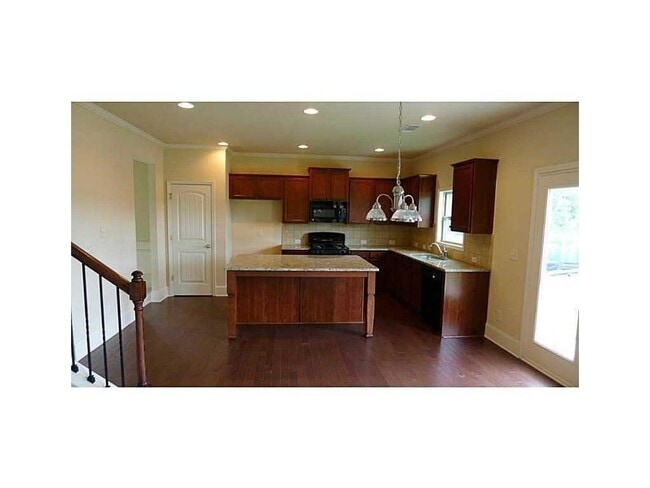 6010 Pine Bluff Dr in Cumming, GA - Building Photo - Building Photo