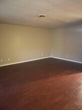 1364 Hobart Dr, Unit #A in Marysville, CA - Foto de edificio - Building Photo