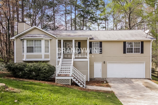 property at 1334 Colonial Trce NW