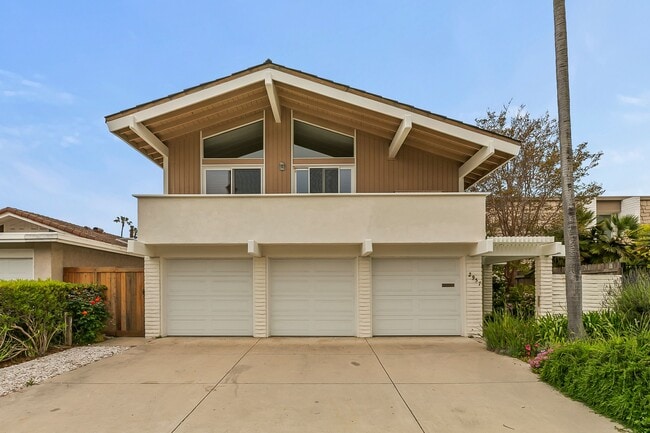 2957 Seaview Ave in Ventura, CA - Building Photo - Building Photo