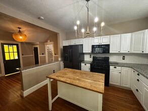 238 Cleveland Ave in Lynchburg, VA - Building Photo - Building Photo