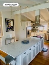 86 Runnymede Dr in East Hampton, NY - Building Photo - Building Photo